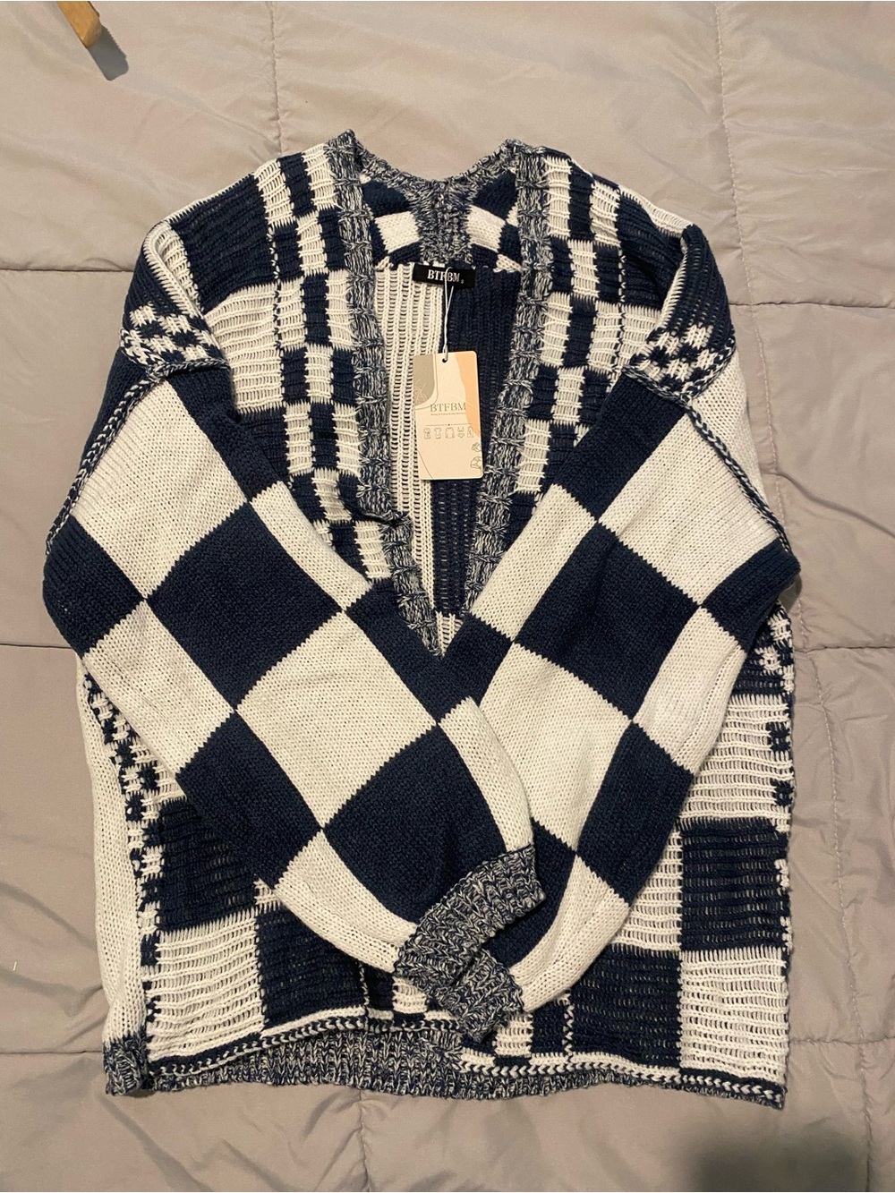 Navy blue & White Check Knit Sweater